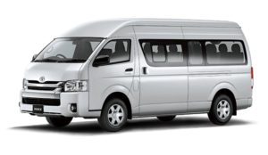 Toyota Hiace Commuter - Sewa Mobil untuk Transportasi Wisata dan Perniagaan