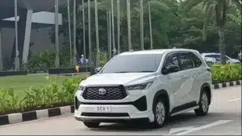 Innova Zenix - SCV 1