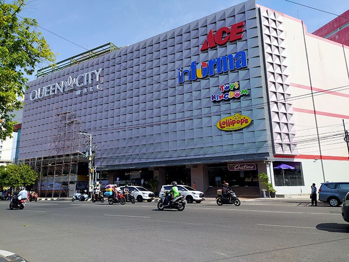 queen-city-mall-semarang