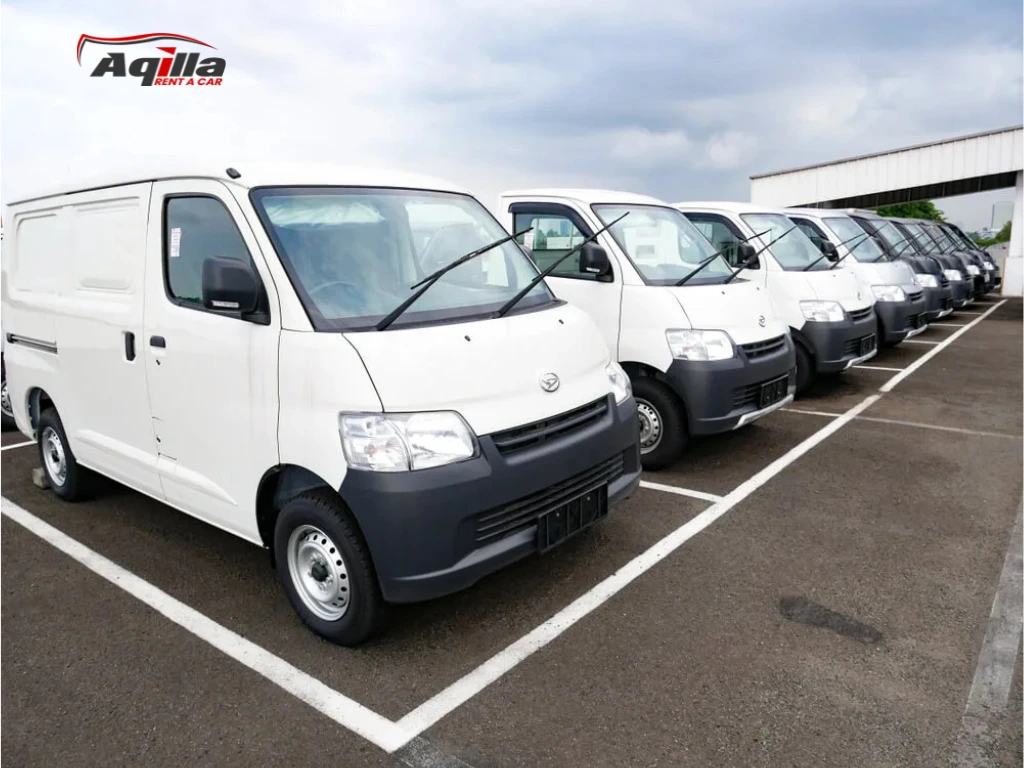 Sewa Mobil Bulanan Perusahaan Semarang