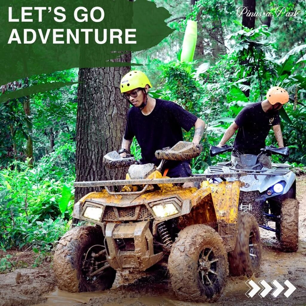 Bermain ATV di Pinusia Park