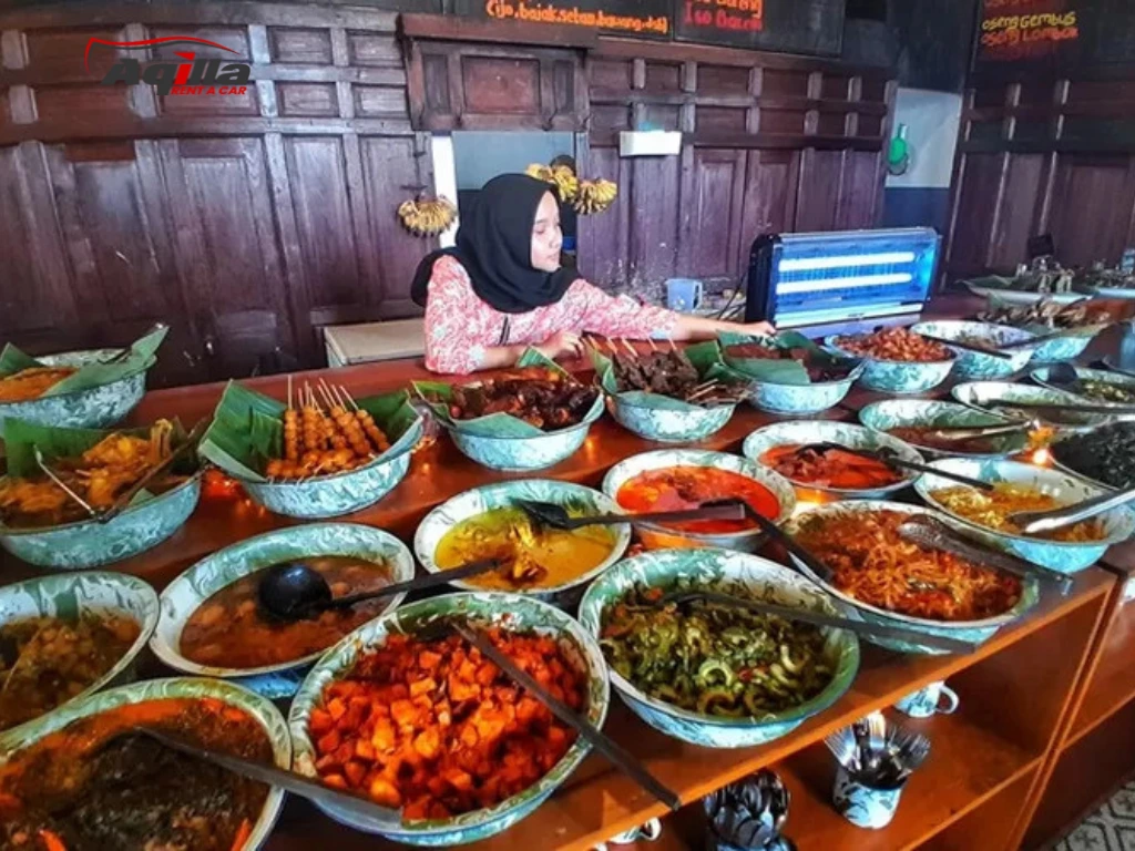 kuliner otentik semarang sego bancaan simbah