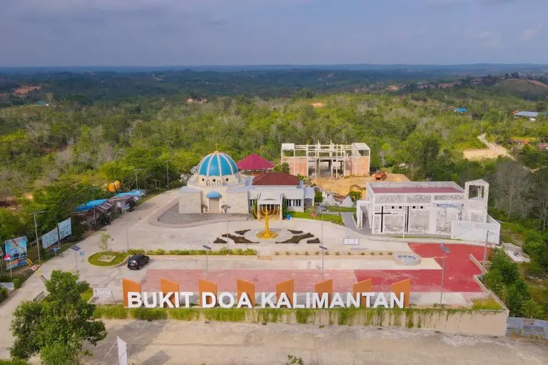 Rental Mobil Balikpapan Terlengkap dan Sewa Mobil Terpercaya 26 Bukit Doa Kalimantan