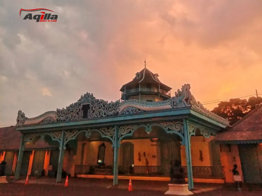 Keraton Surakarta Hadiningrat rental mobil solo Keraton Surakarta Hadiningrat rental mobil solo