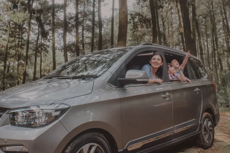Sewa Mobil Liburan Keluarga Jakarta