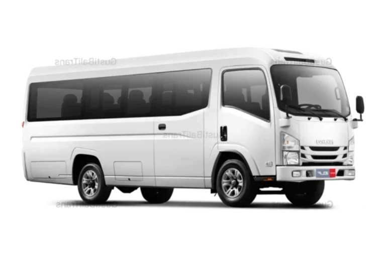 Rental Mobil Semarang | Sewa Mobil dengan Sopir - Aqilla 23 Mobil Isuzu Elf Long untuk kebutuhan perjalanan di Semarang