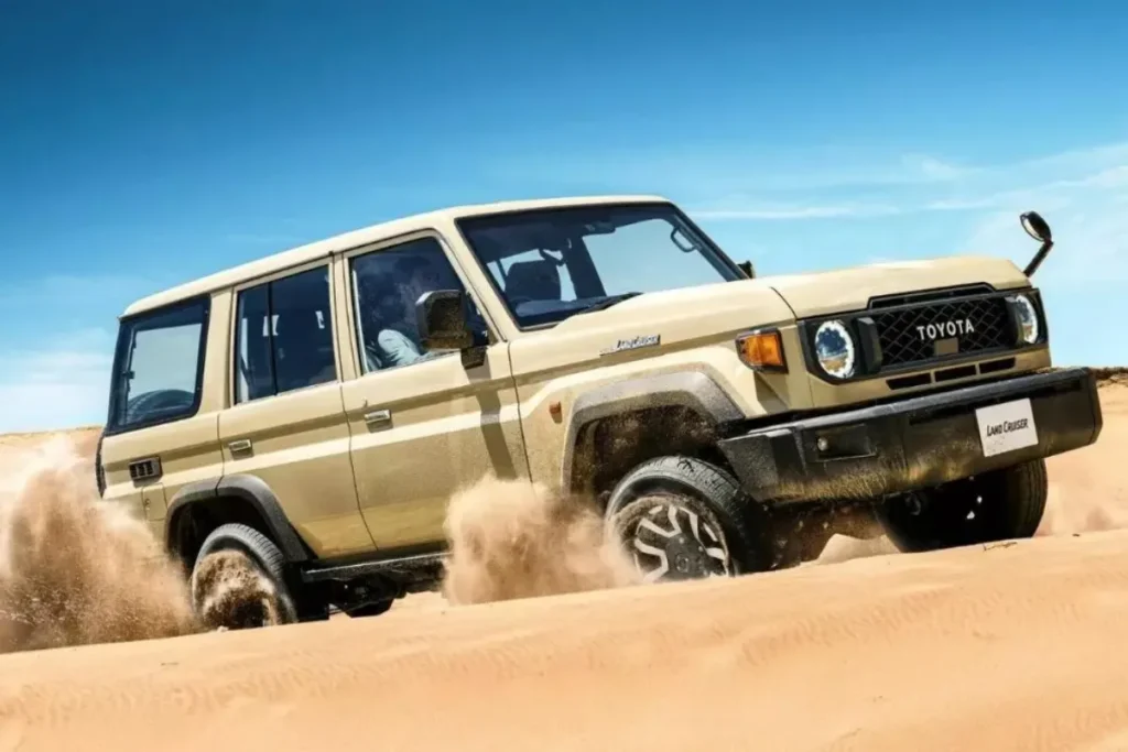 Rental Land Cruiser Semarang dengan Sopir untuk VIP