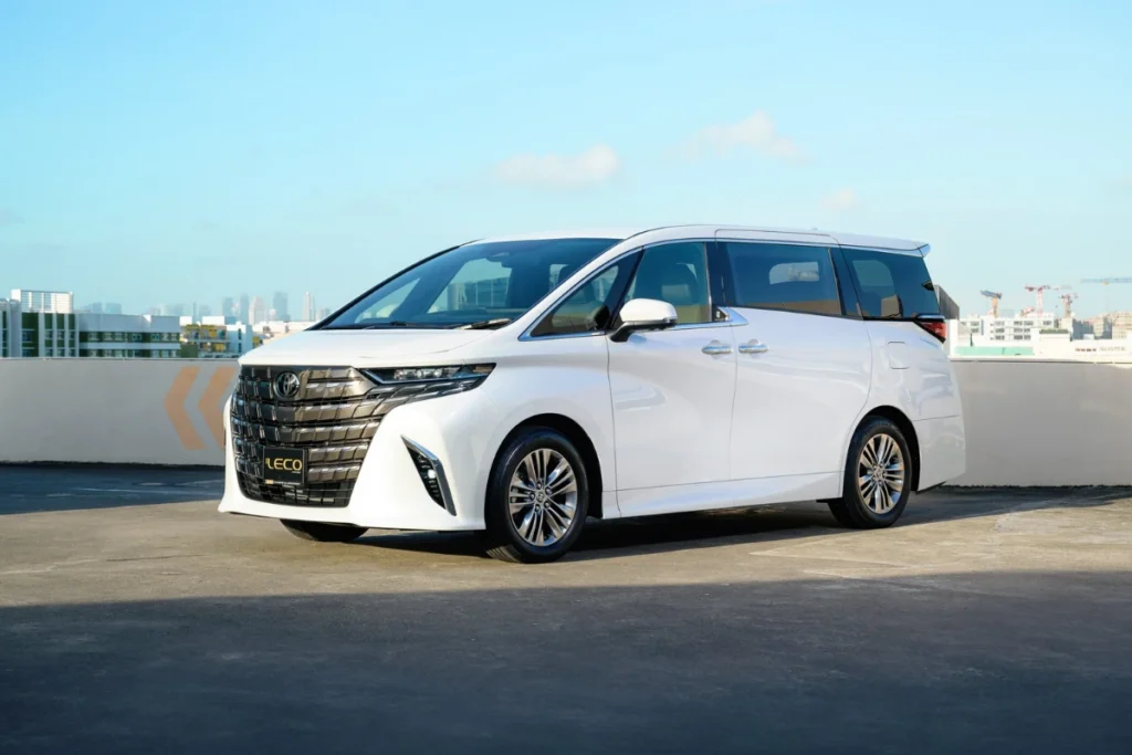 Sewa Alphard Semarang dengan Sopir untuk Tamu VIP