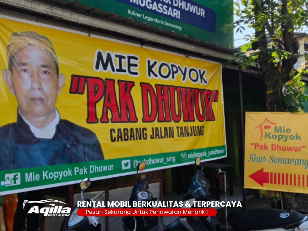 Pak Dhuwur Mie Kopyok Pak Dhuwur Mie Kopyok