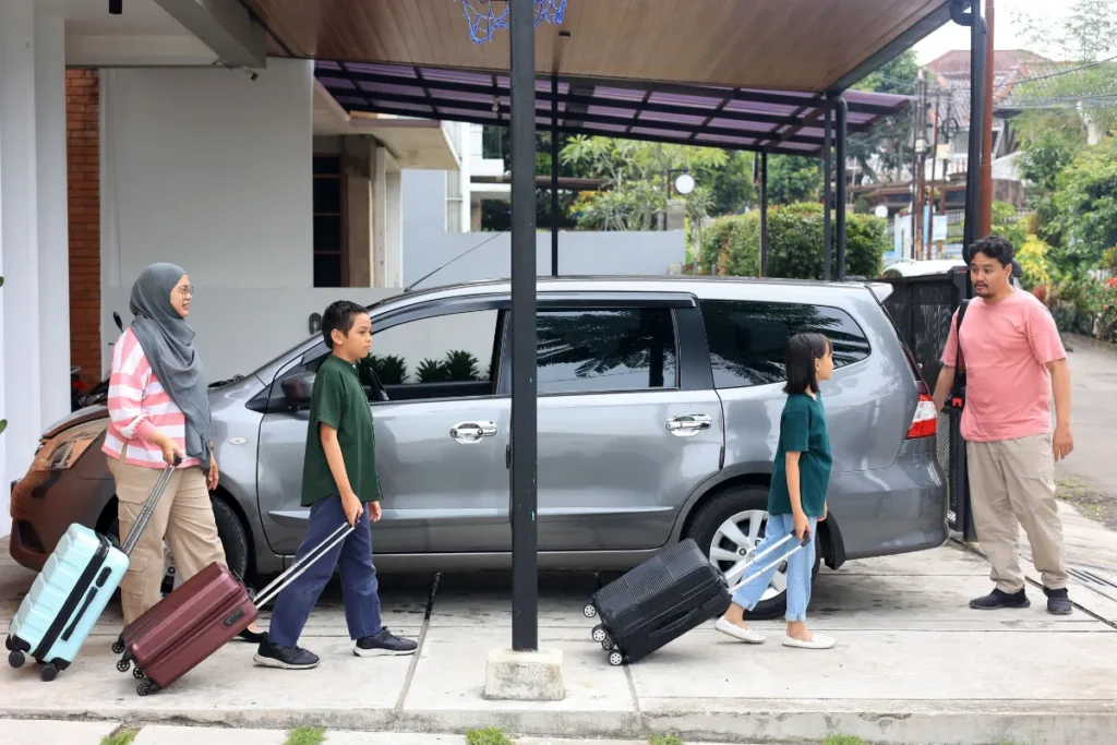 Rental Mobil Liburan yang Nyaman untuk Agenda Keluarga
