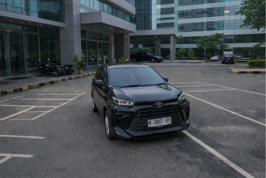 Carter Mobil untuk Kunjungan Kerja Nyaman dan Profesional