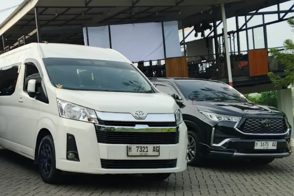 Panduan Memilih Mobil Rental Sesuai Jumlah Penumpang Anda