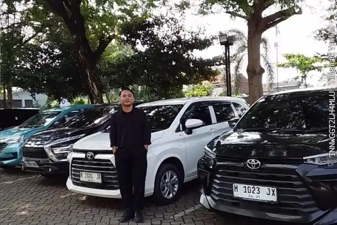 Sewa Mobil Surabaya Aqilla
