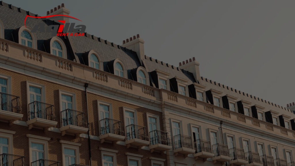 Rasakan Kemewahan Rolls Royce dengan Sopir Profesional