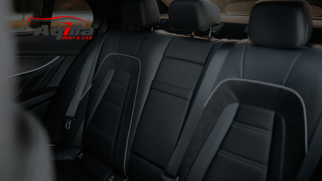 Sewa Porsche dengan Sopir: Kemewahan dan Kenyamanan Premium