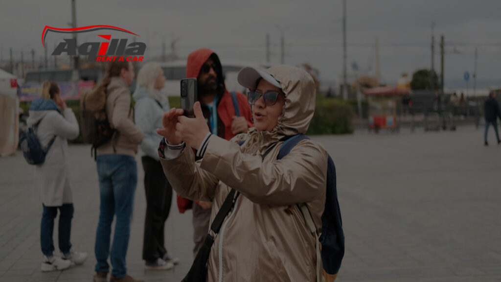 Sewa Hiace Demak: Perjalanan Nyaman Plus Sopir Profesional