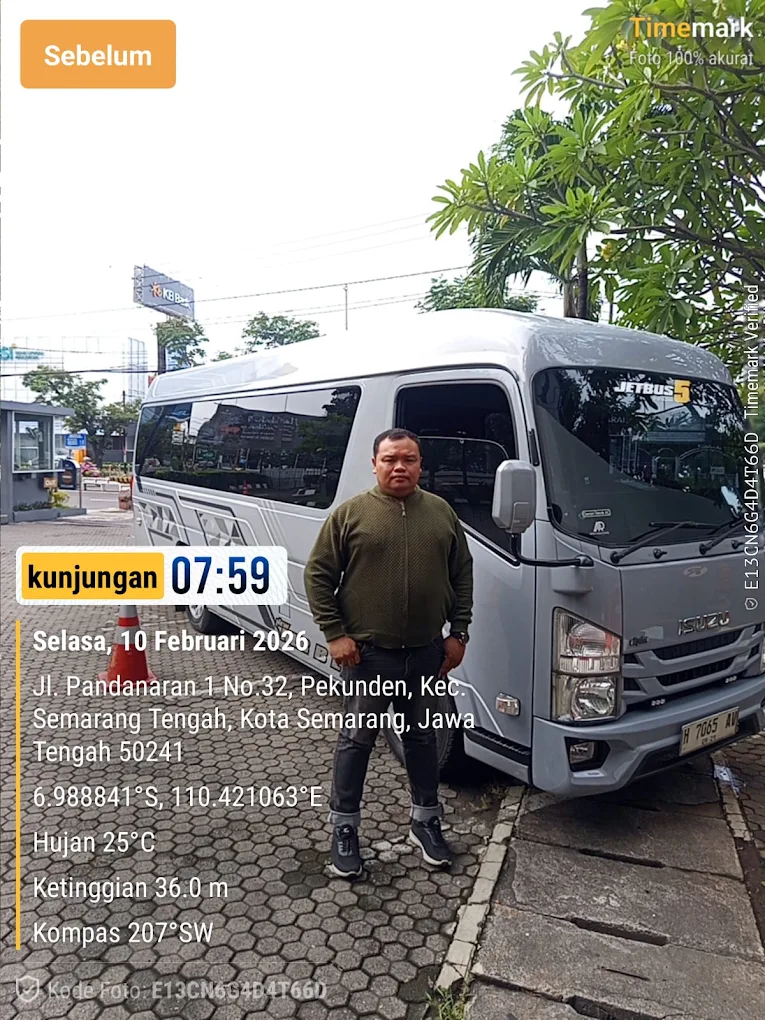 Sewa Toyota Hiace Rombongan Semarang